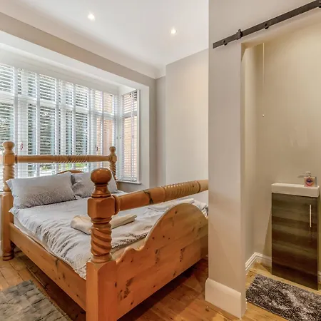 בית נופש Seashells Peasholm