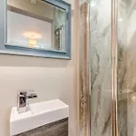 Seashells Peasholm * Скарборо